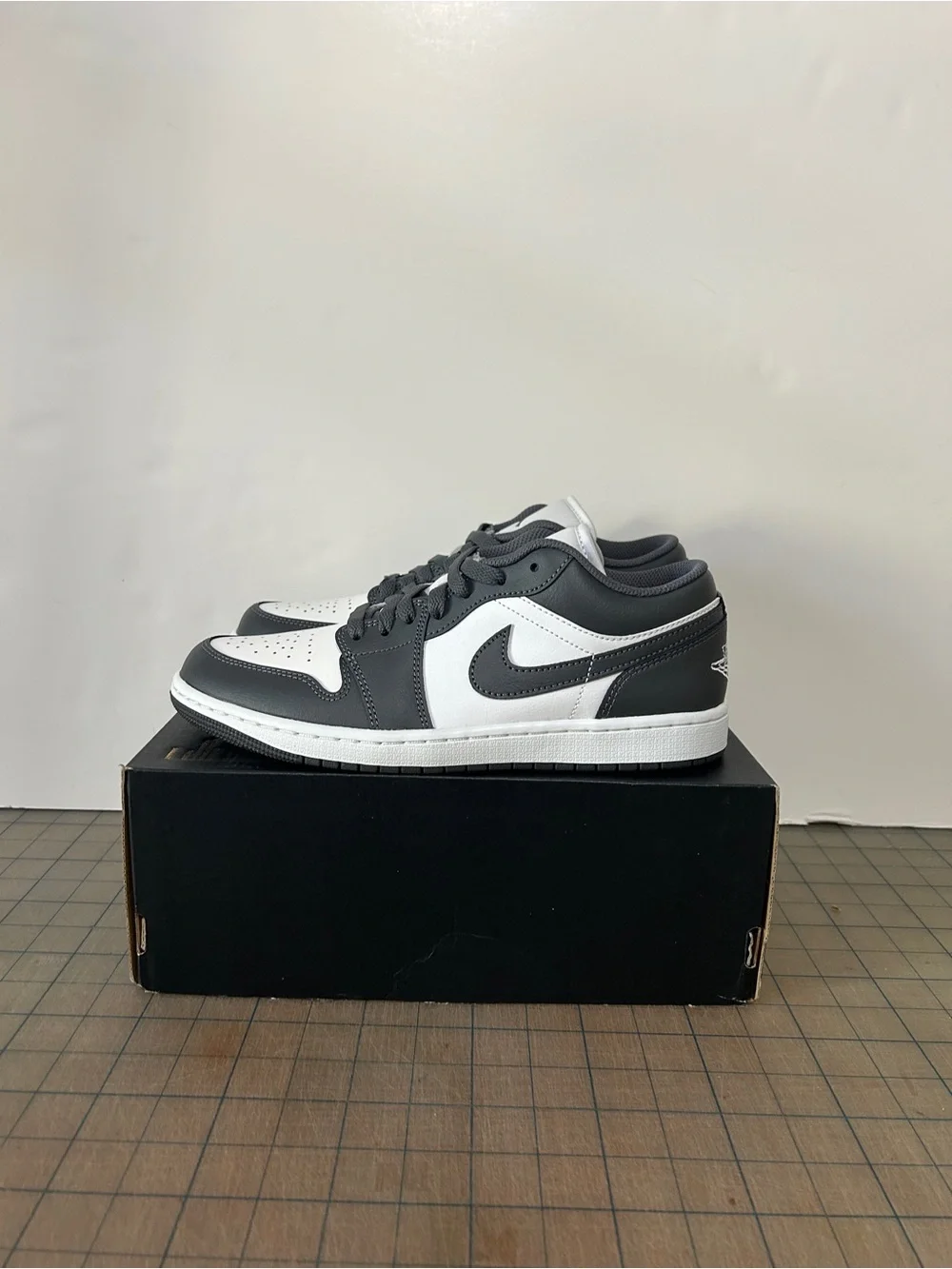 Air Jordan 1 Low ‘Grey White’